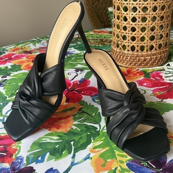 Brand New Guess Genuine Leather Black Heeled Sandals Knotted Slip-On Stilettos - Picture 5 of 16